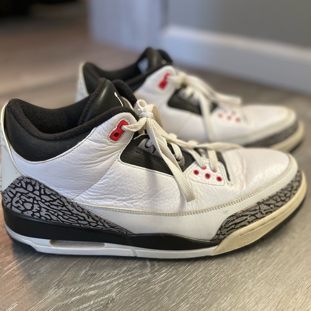 Jordan 3 Sneakers White Black Red